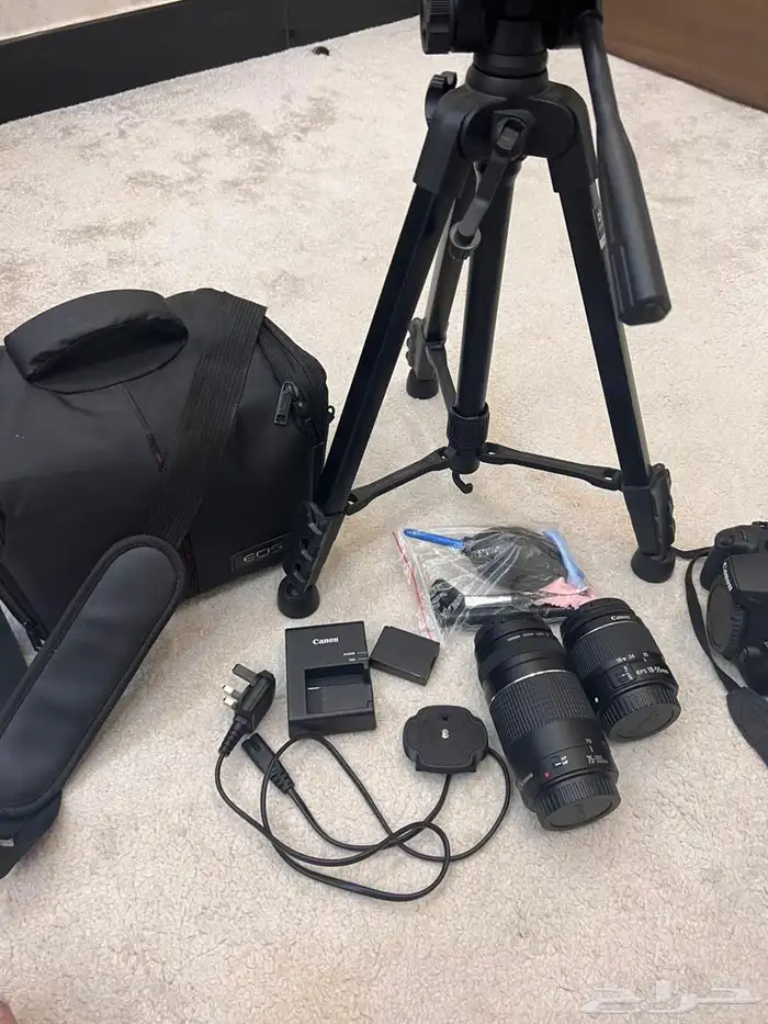 كاميرا تصوير كانون 4000D 2