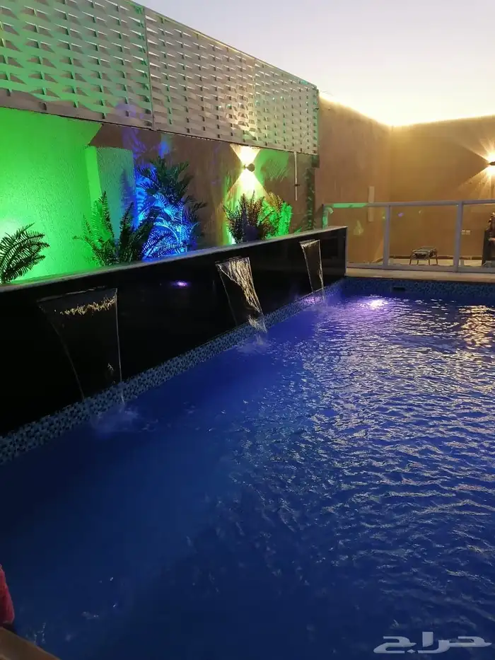 شاليه و استراحة ثلاث مسابح ملعب طائرة افضل الاسعار 0