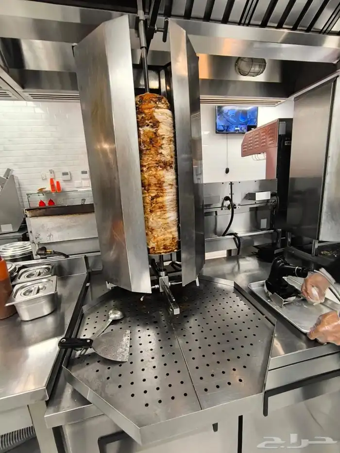 محل للتقبل كامل. وجاهز. براند الدمام حي النور 7