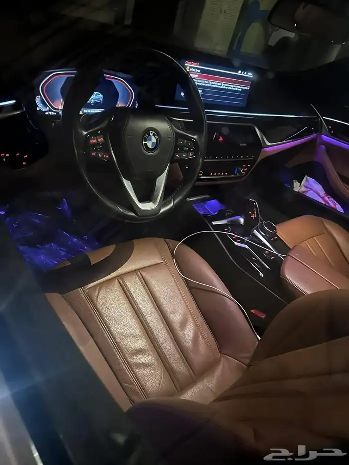 سيارة BMW 520i   موديل 2022 مخزنه وكاله 11