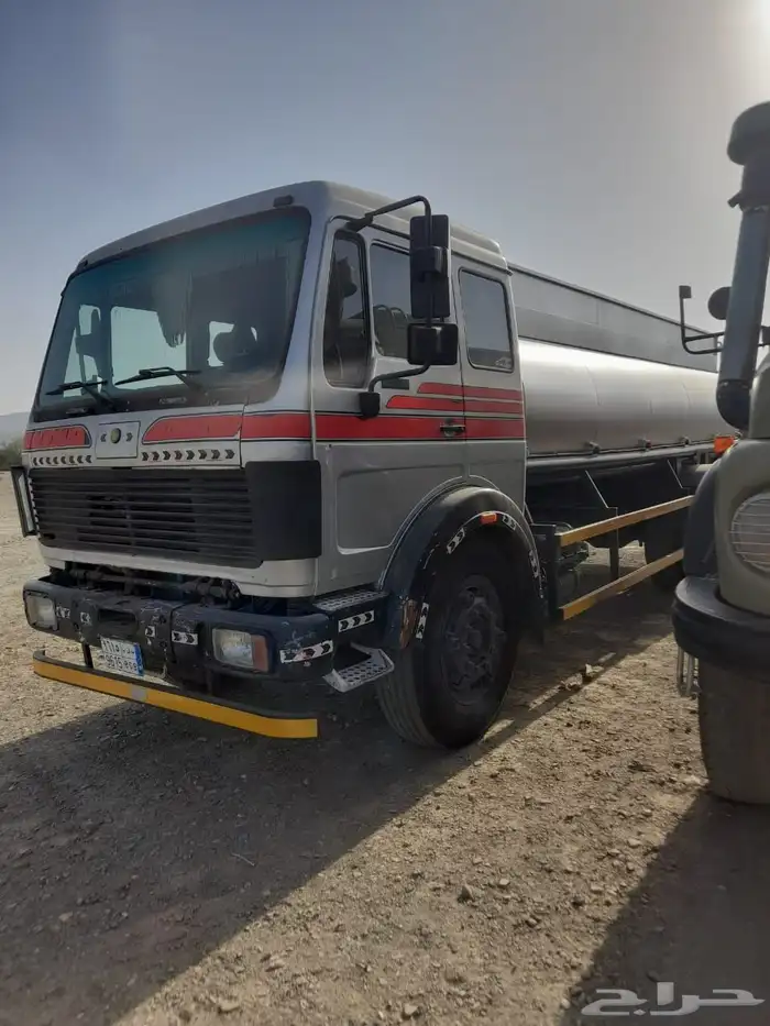 وايت مرسيدس موديل 1988 2