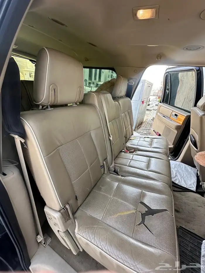 لنكولن نافيجتور 2009 نظيف شبه مخزن 5