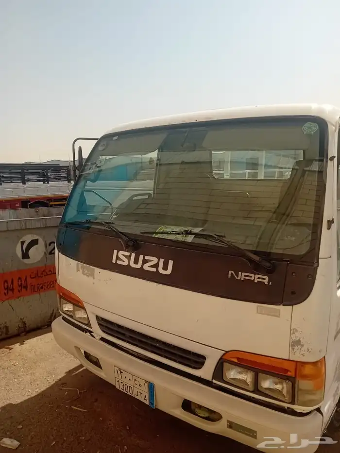 دنا ايسوزو شبه مخزنه موديل 2000 طرمبة كبيره كل شي على الشرط 4