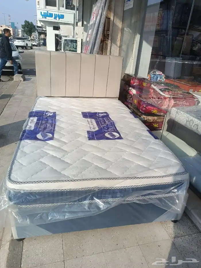 غرفة نوم كاملة  أثاث منزلي  سرير ودولاب وبطانيات 19