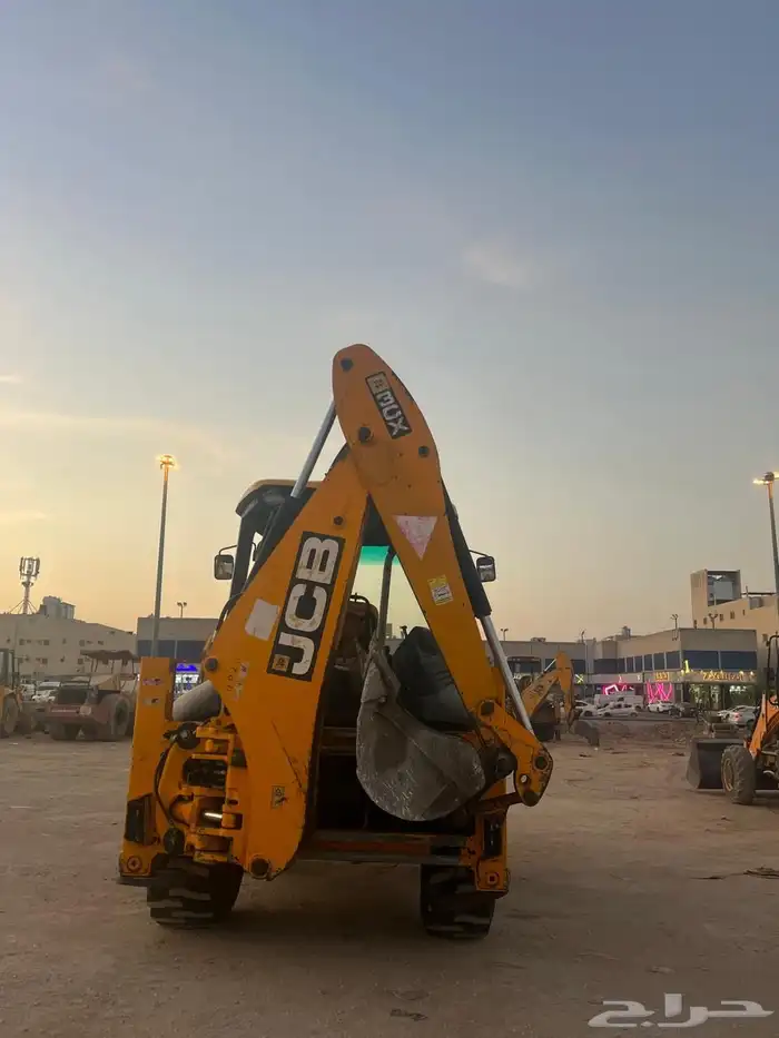 جي سي بي 2013 للبيع لوحه 0