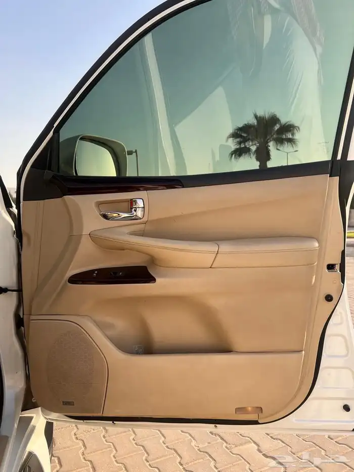 لكزس LX570 مالك واحد 22