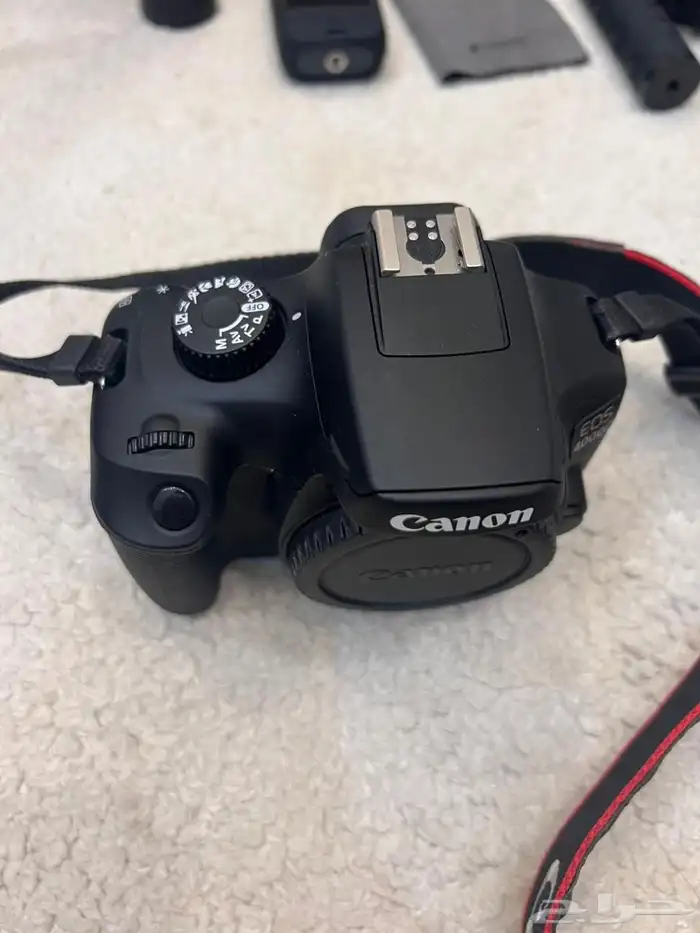 كاميرا تصوير كانون 4000D 1