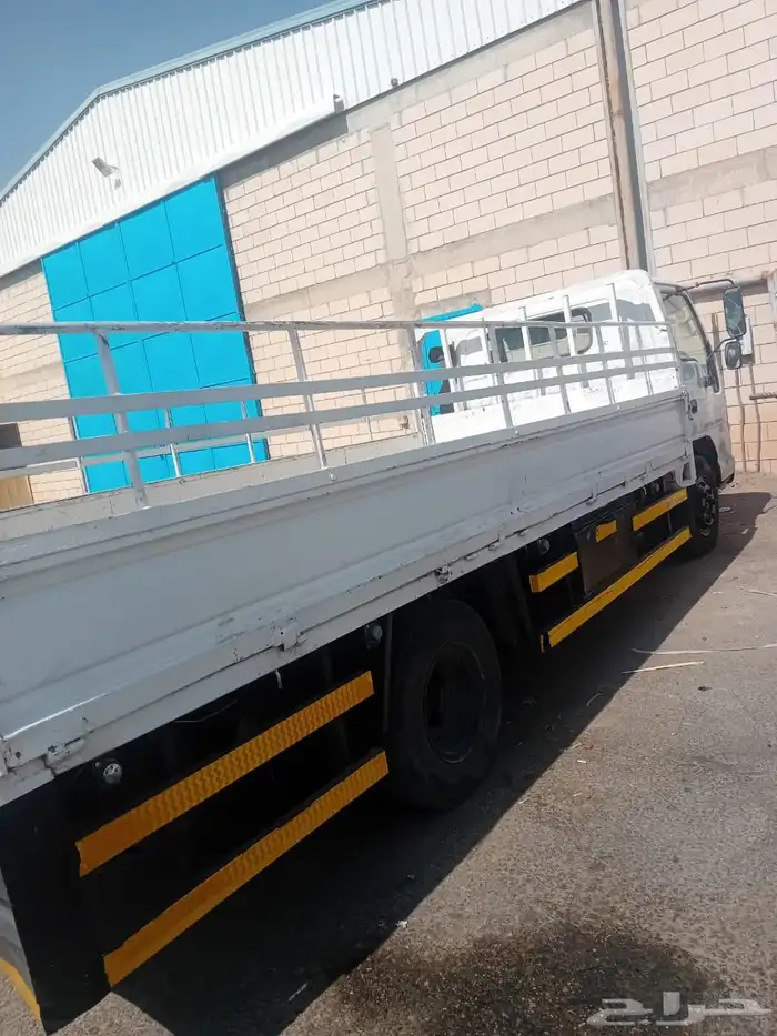 دنا ايسوزو شبه مخزنه موديل 2000 طرمبة كبيره كل شي على الشرط 1