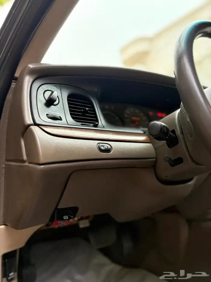 فورد كراون فكتوريا سعودي مخزن في قمه النظافه 21