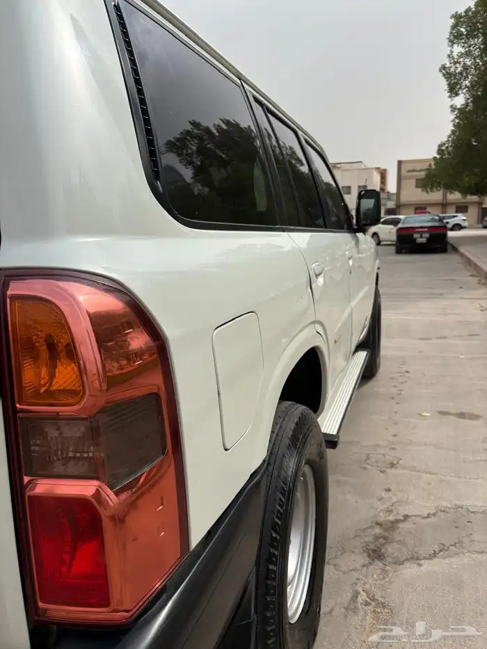 نيسان باترول مديل 2009 المالك الثاني شرط محركات وبدي 5