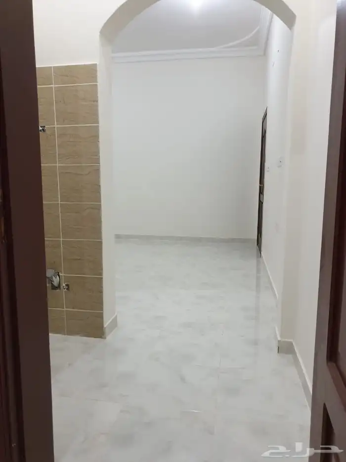 شقة في حي البشائر جده 9