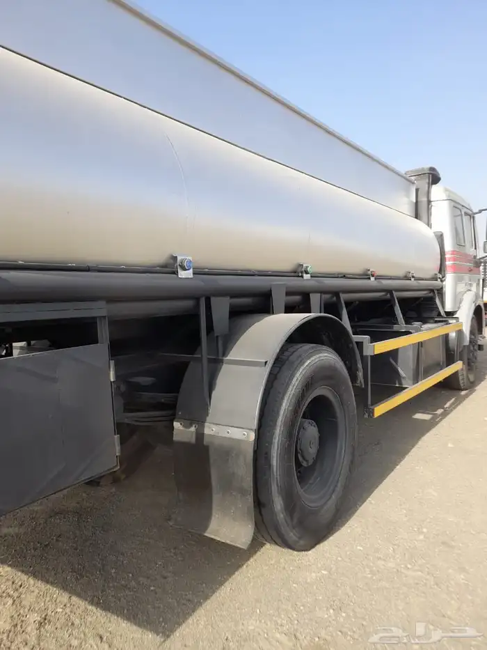 وايت مرسيدس موديل 1988 1