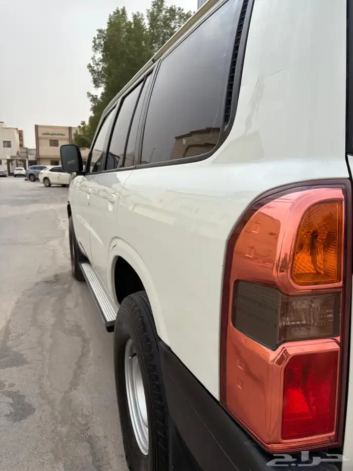 نيسان باترول مديل 2009 المالك الثاني شرط محركات وبدي 6