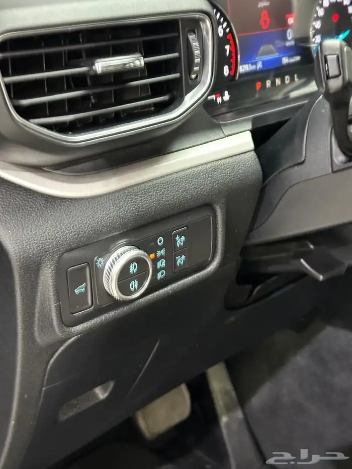 فورد إكسبلورر XLT فل 2021 8