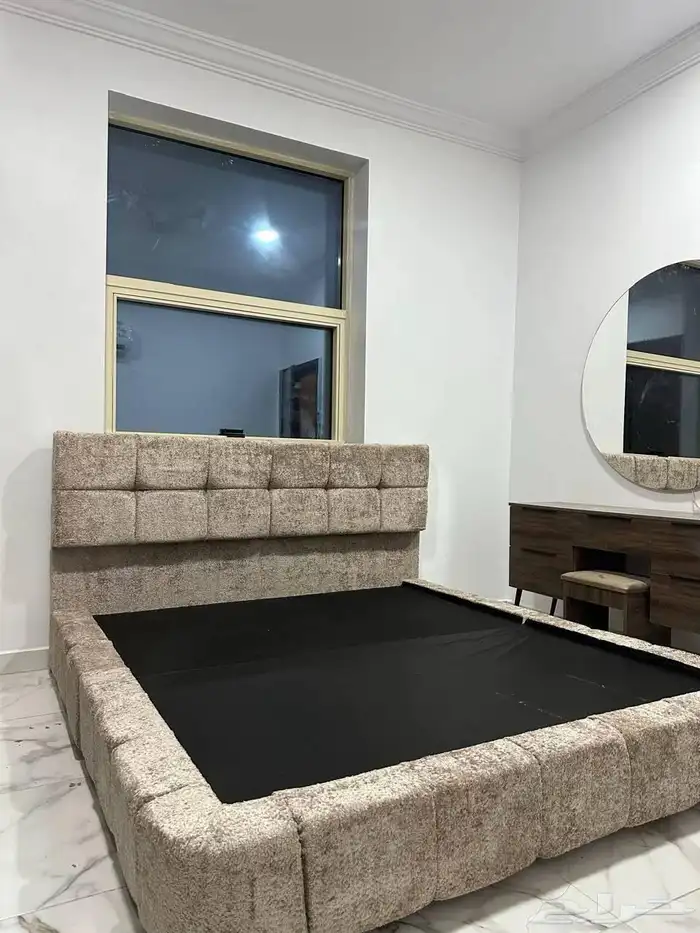 غرفة النوم دواليب ملابس ديكورات طاولات 21