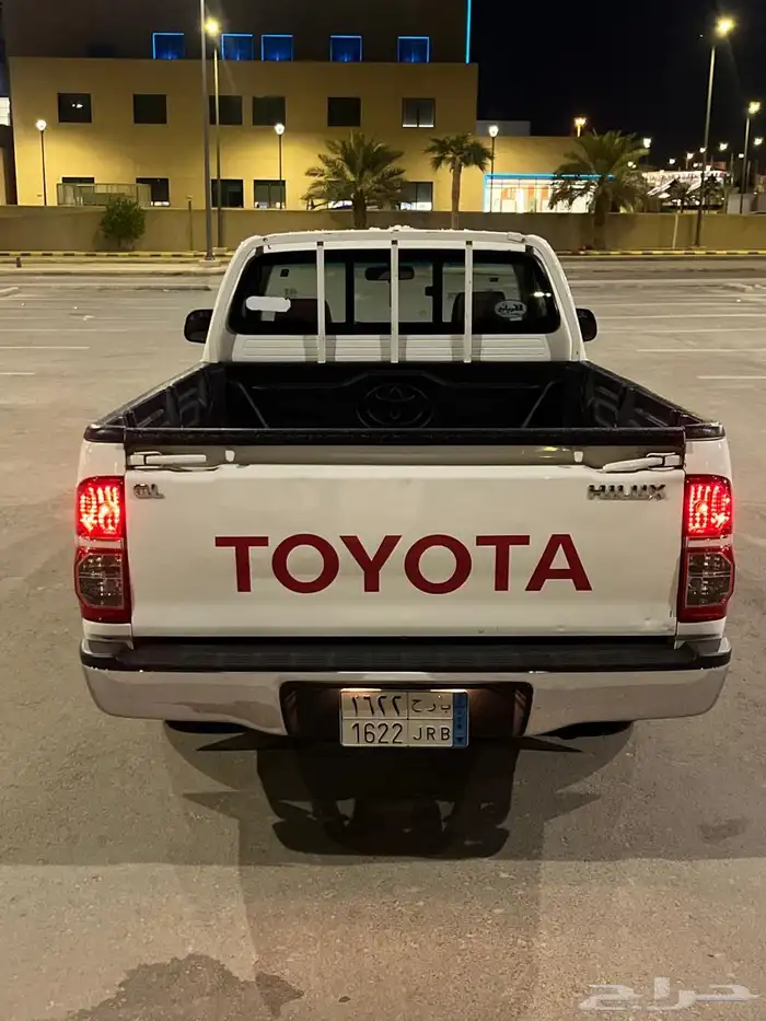 هايلكس 14 نص فل 8