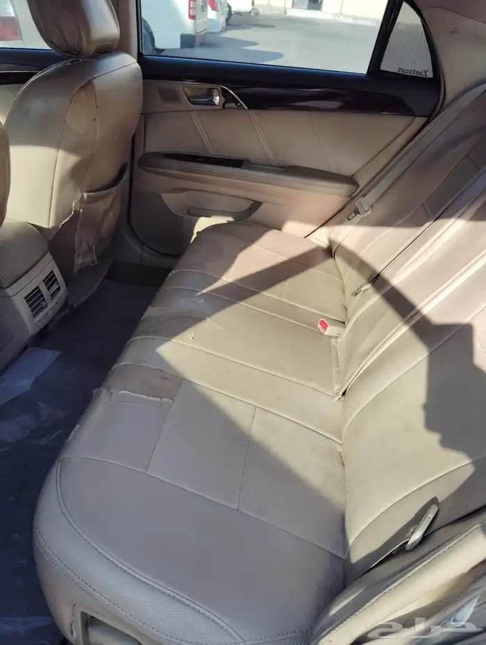 تويوتا افالون وارد عبداللطيف جميل موديل 2009 3