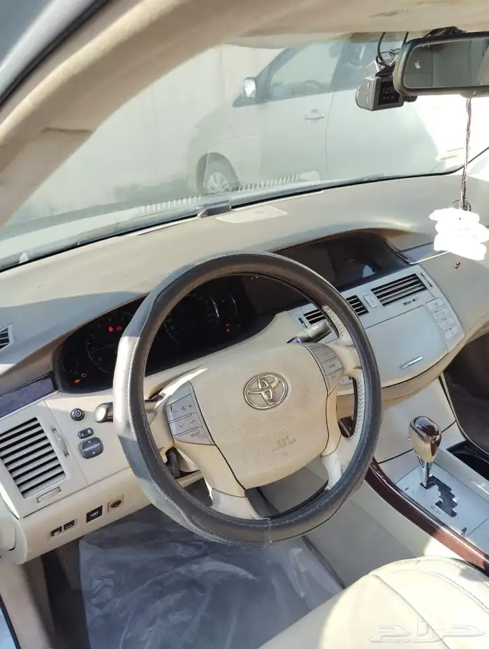 تويوتا افالون وارد عبداللطيف جميل موديل 2009 1