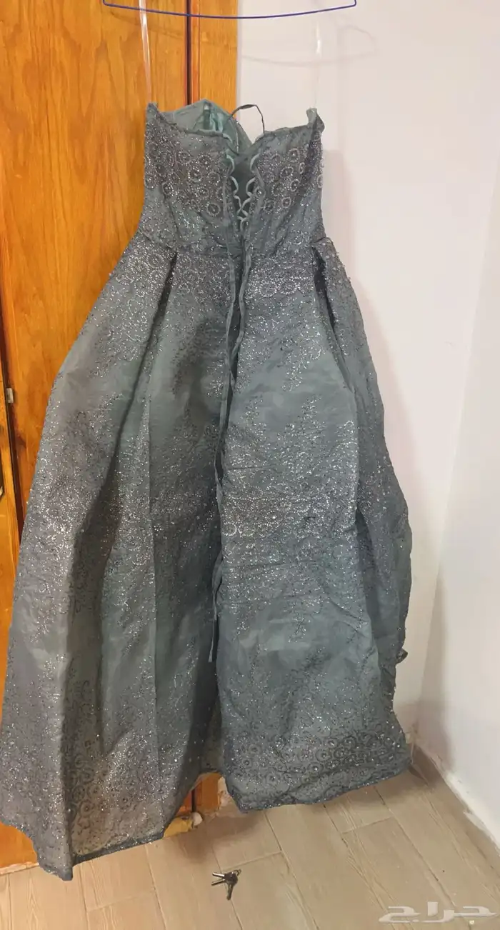 فستان ملكتي 1