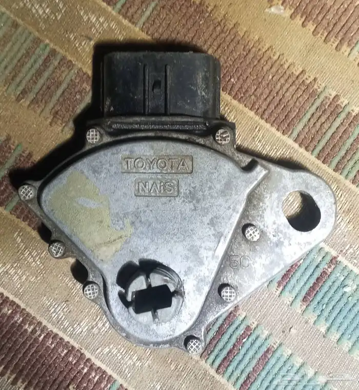 كتف قير لاندكروزر اف جي 2014 0