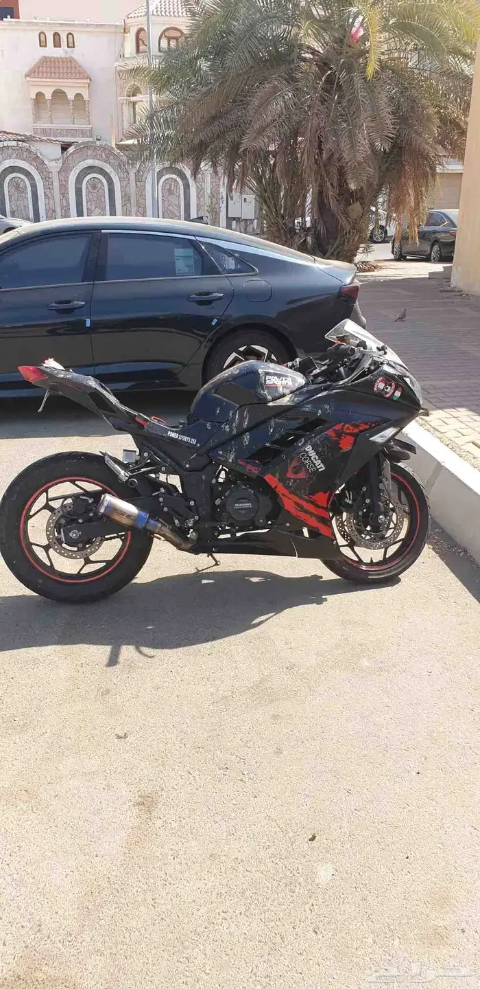 دباب بور سبورت مصدوم للبيع 3