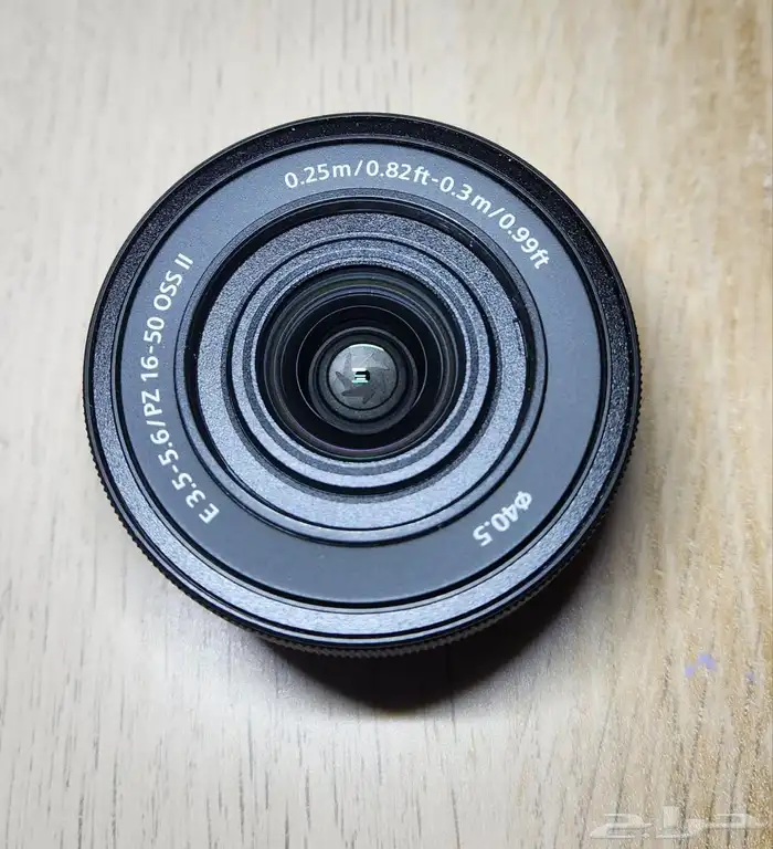 عدسة كاميرا سوني 2