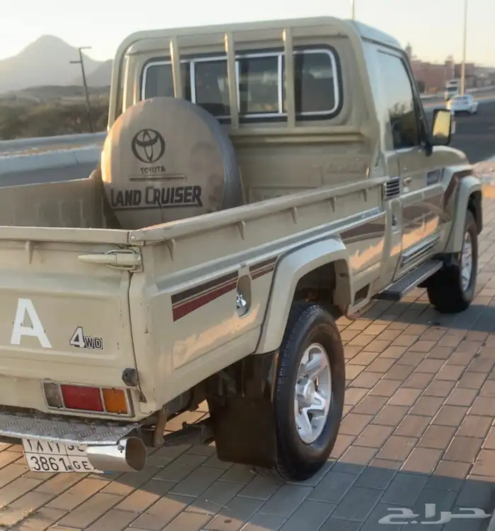 شاص 2010 رفرف نظيف جدا 2