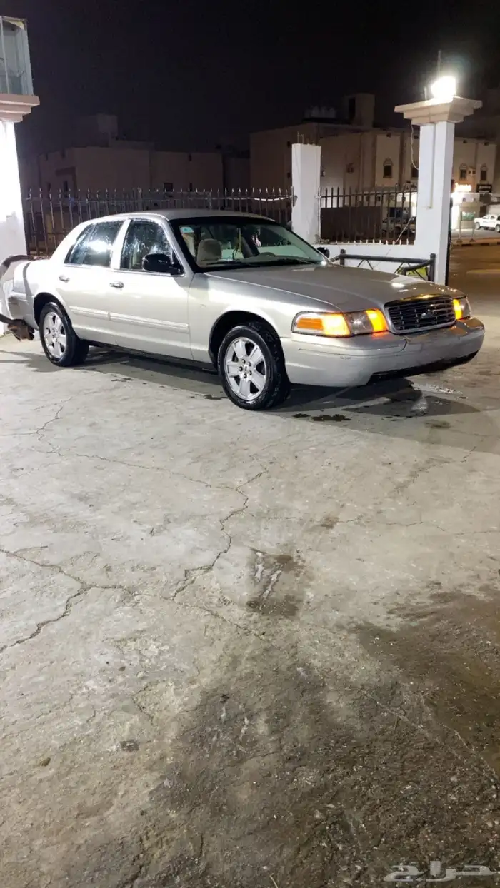 فورد فكتوريا 2010 0