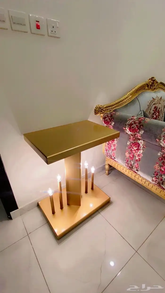 طاولة استقبال او مدخل 0