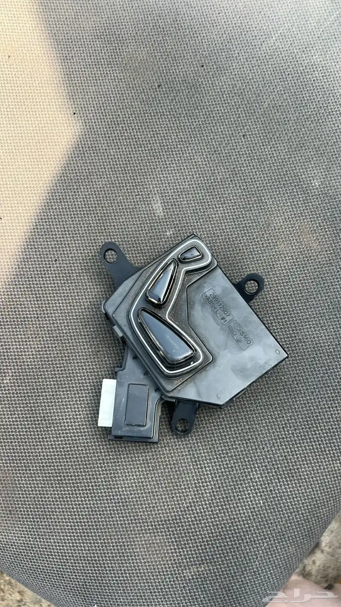 تشليح قطع غيار ازيرا جديد مستعمل 7