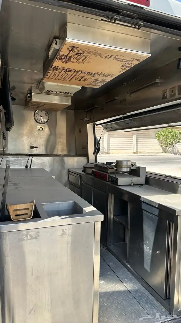 سيارة فود ترك للبيع 3