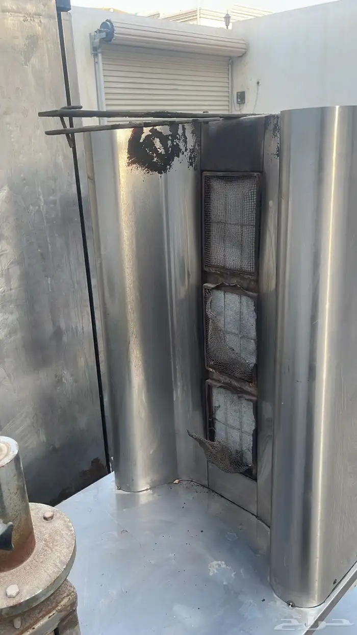 اجهزة مطعم ومكيف سبليت وكوايه ومكينة لقيمات وفرن كهربائي 7