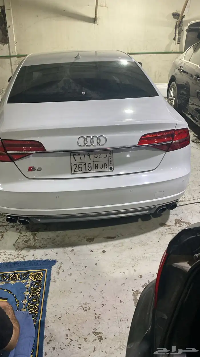 للبيع اودي S8 الموديل 2016 0