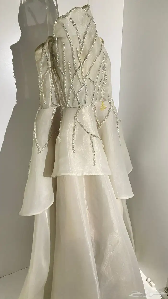 فساتين للبيع 0