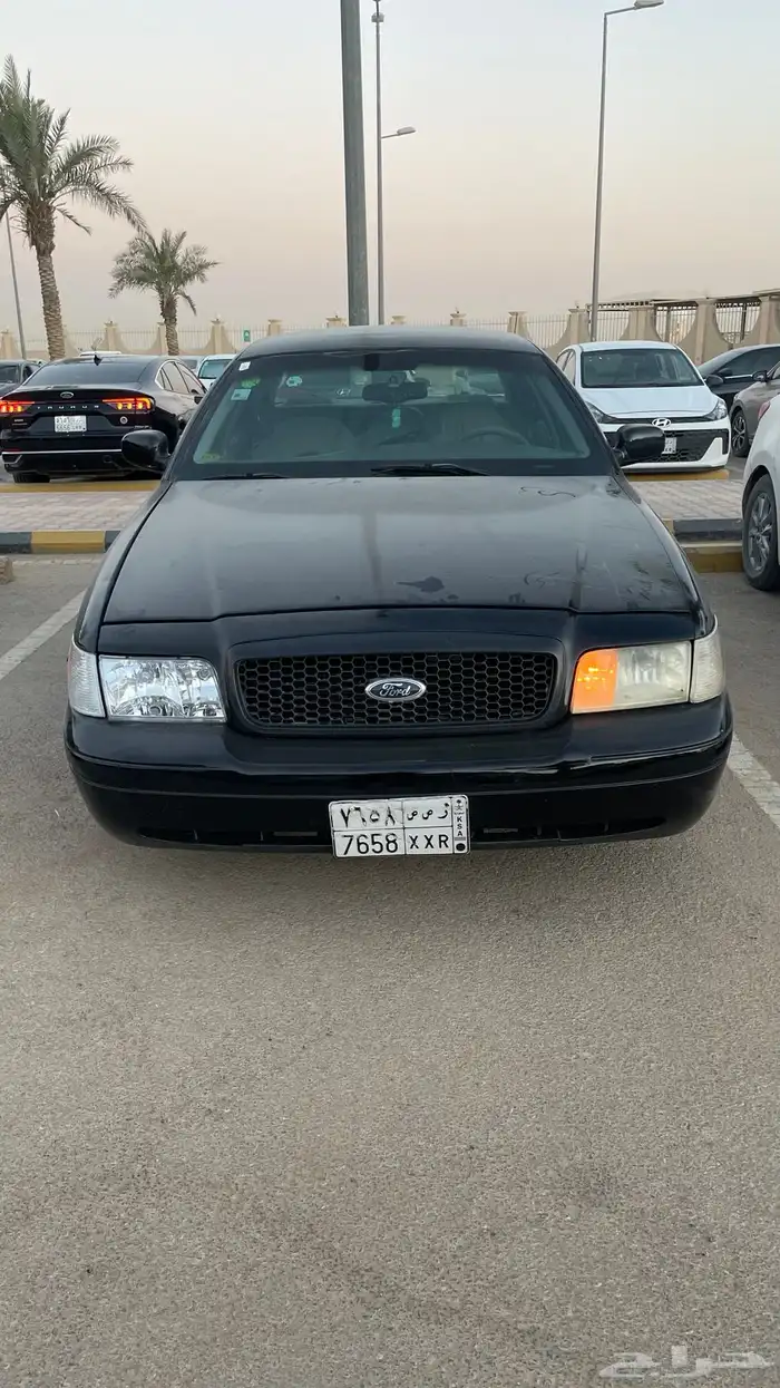 فورد فكتوريا 2001 LX وارد الدوحة 18