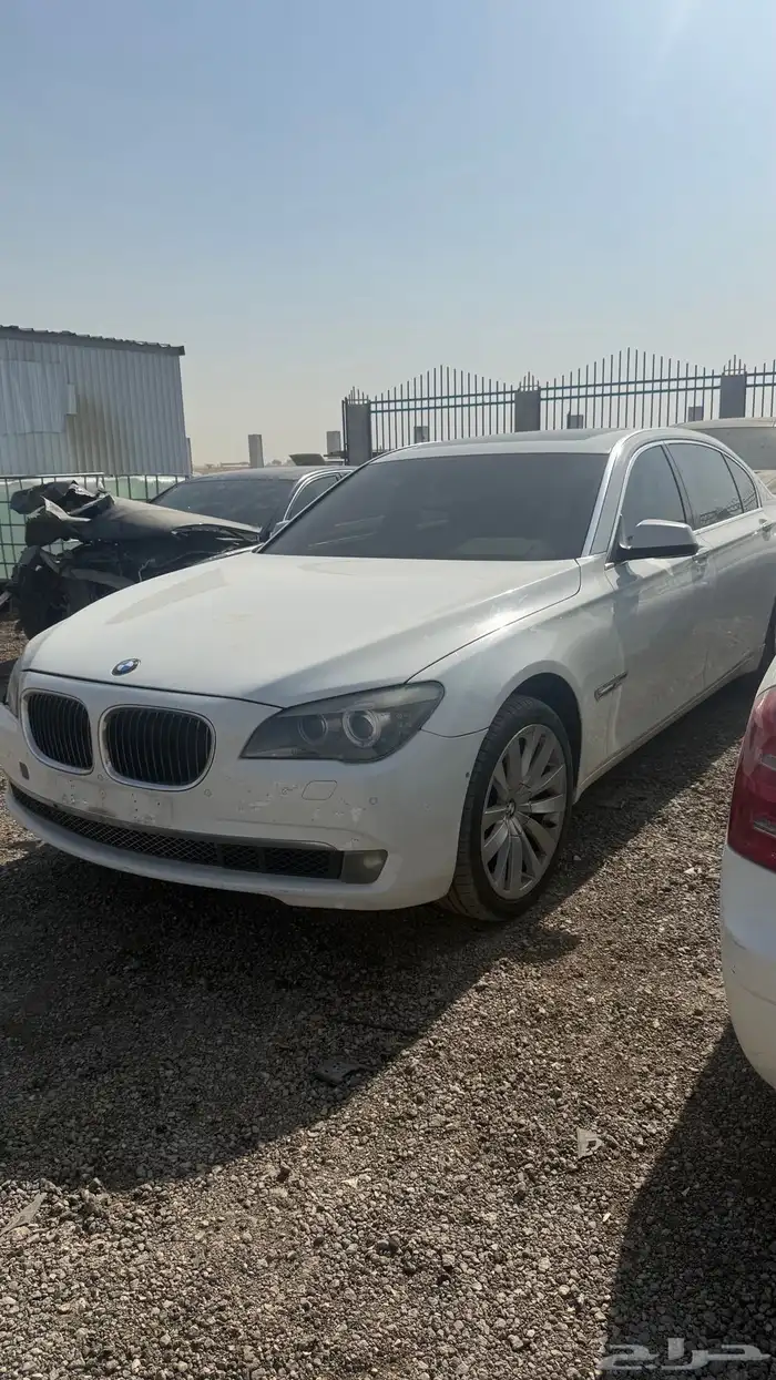 قطع غيار بي ام دبليو 740 2012 0