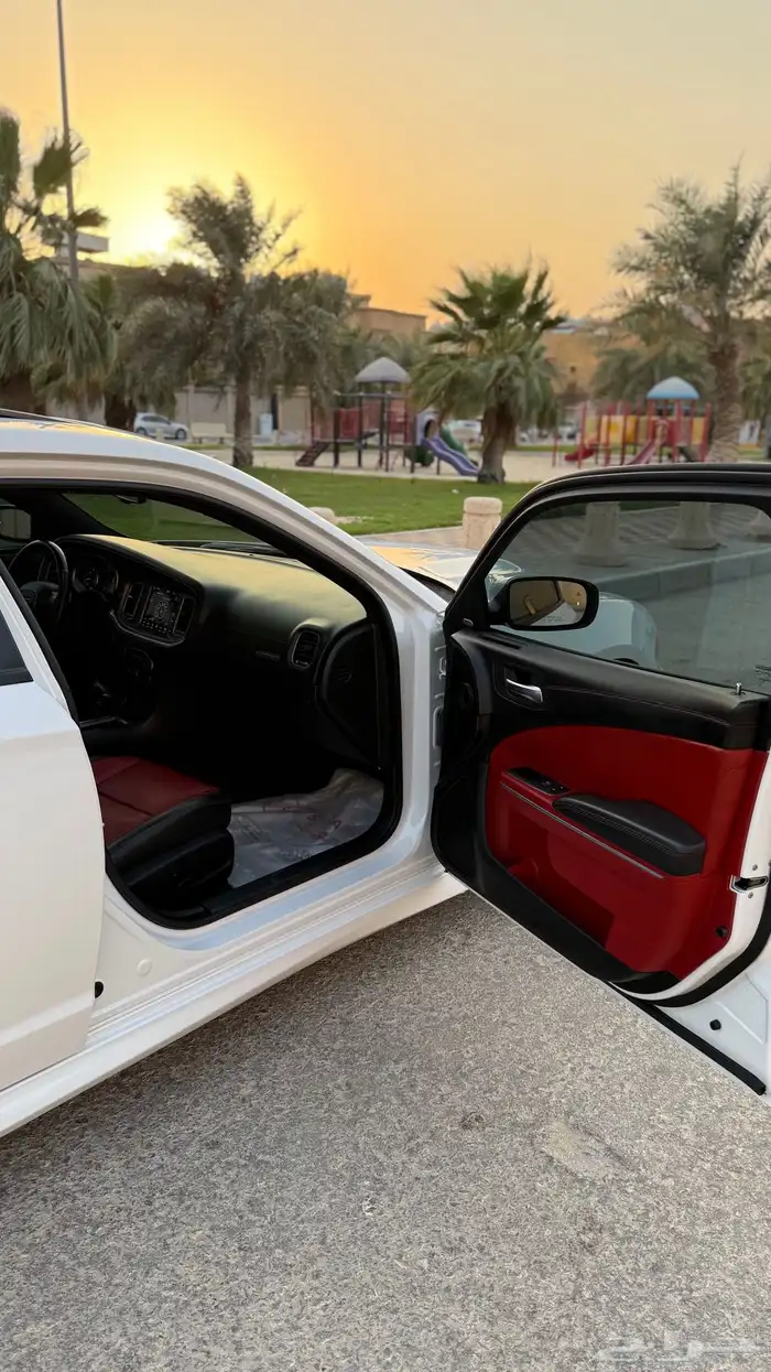 تشارجر 2021 rt تحت الضمان 21