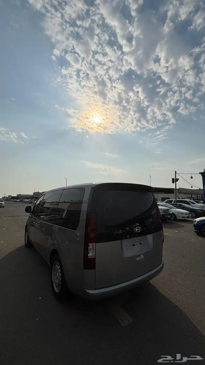 ستاريا 2022ديزل 11 راكب اصلي بدي وكالة ممشي قليل 14