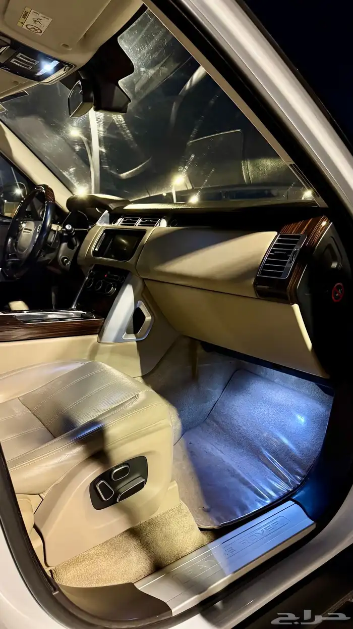 رنج روفر سوبر تشارج 19