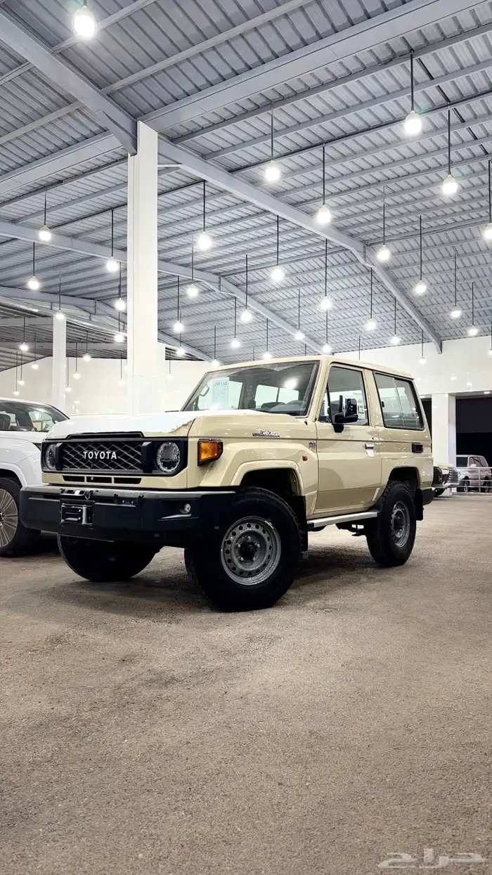 تويوتا ربع مصندق قير عادي بنزين 0