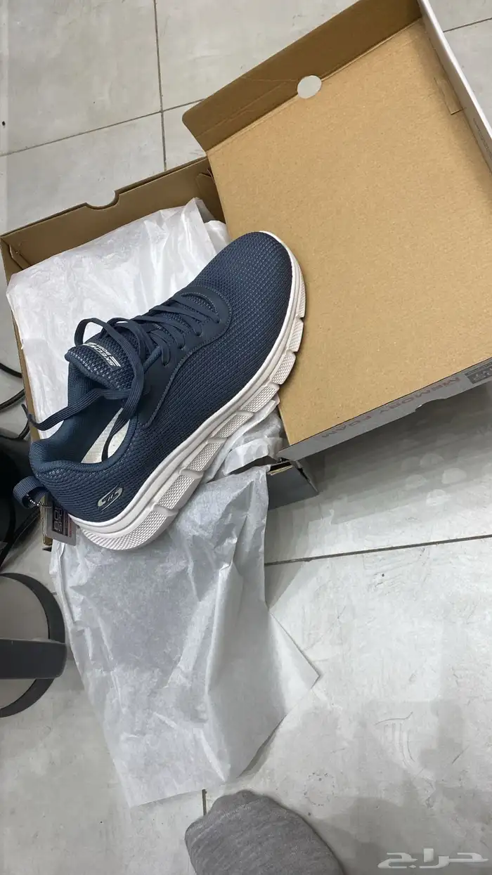 حذاء سكيتشرز 0