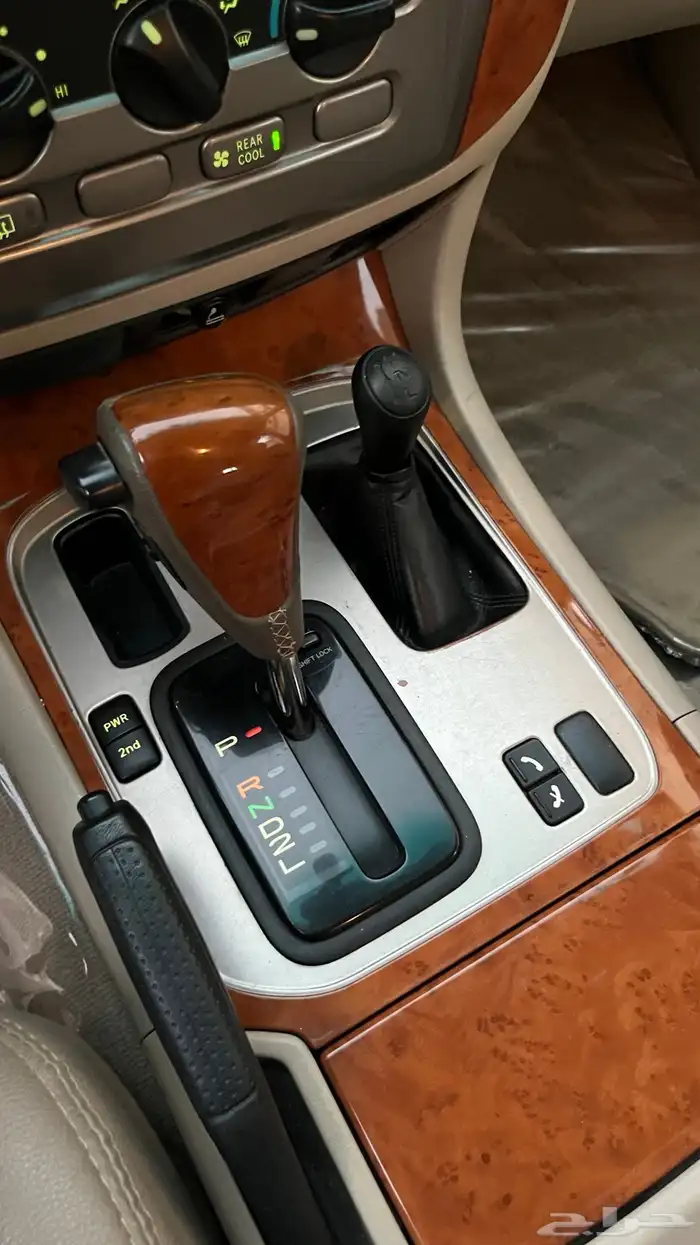 لاندكروزر 2007 شبه مخزن GX.R بنك البلاد اوتوماتيك نظيف 93