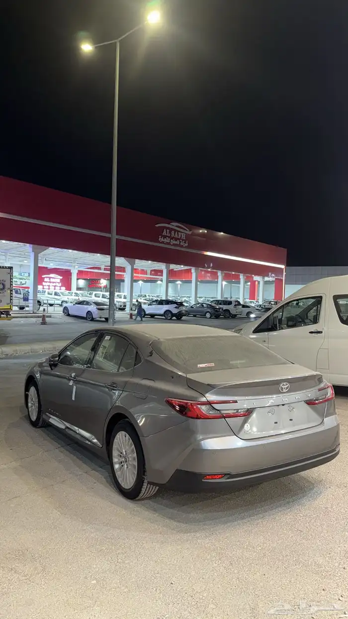 عرض خاص كامري 2025 LE نص فل تيتانيوم 2