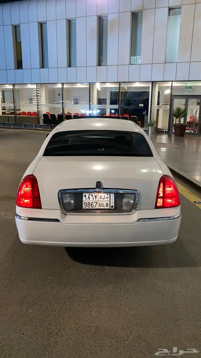 لنكولن تاون كار سقنتشر لمتد شورت 11