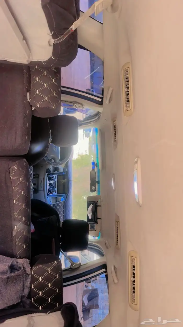 للبيع سياره انوفا موديل 2010 4