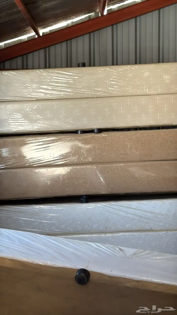 سرير بوكسات وخشب مستعمل 3