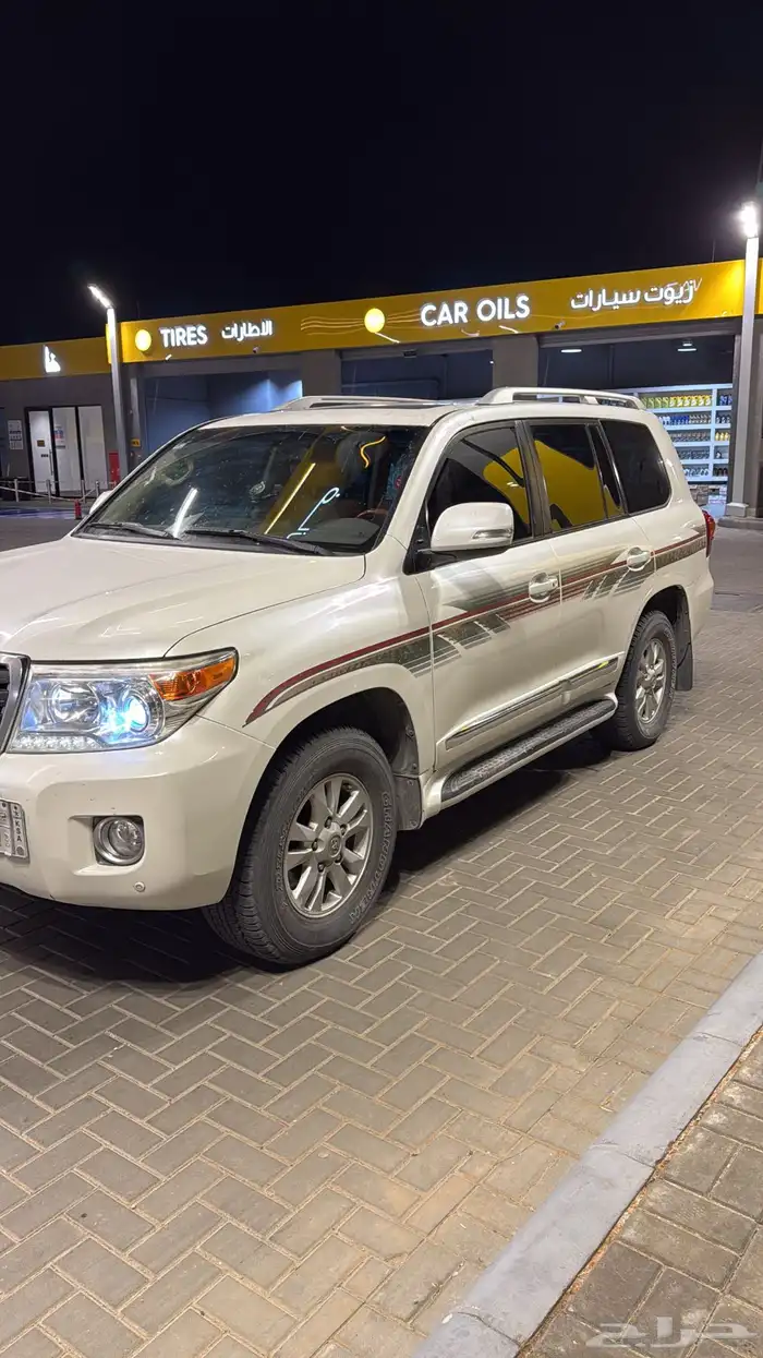 لاند كروزر 2012 4