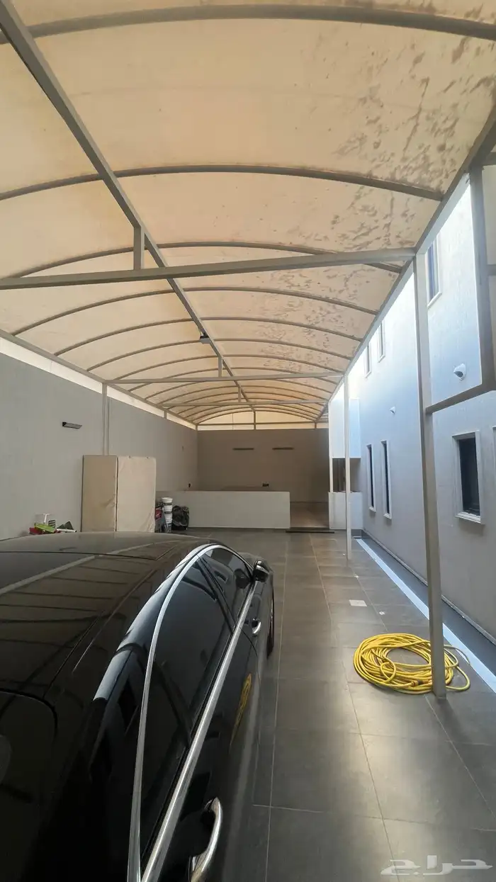 للبيع فيلا مستقله 625 متر مؤثثه حي بدر 91 34