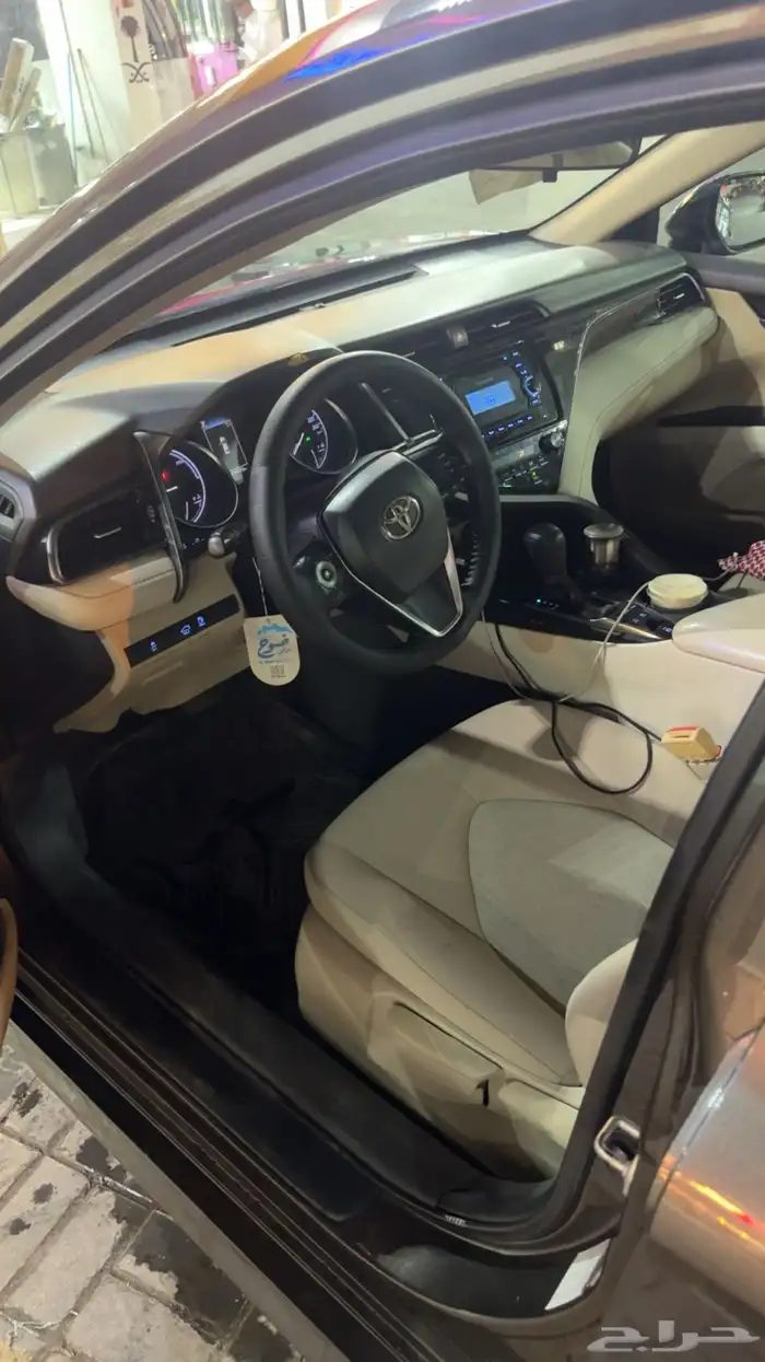 كامري 2020 هايبرد 6