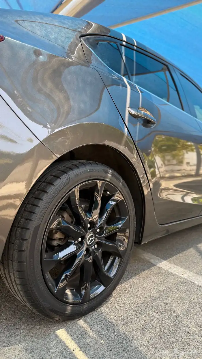 للبيع مازدا 3 الفئة الرياضية(نادرة) 28